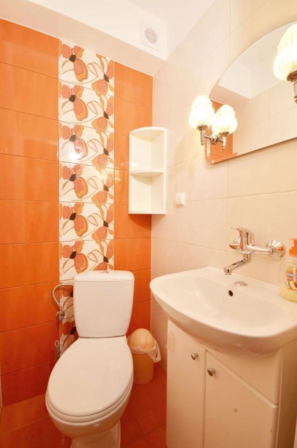 Helena Mielno Pokoje Goscinne Homestay *